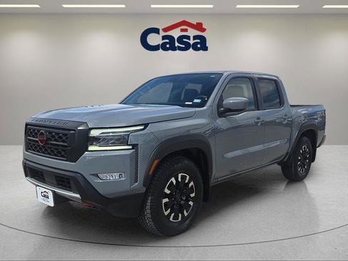 Used 2024 Nissan Frontier Pro-X image 6
