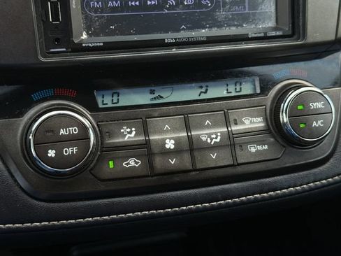 Used 2014 Toyota RAV4 XLE FWD image 20