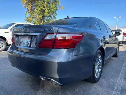 Used 2012 Lexus LS 460 w/ Comfort Pkg RWD image 4