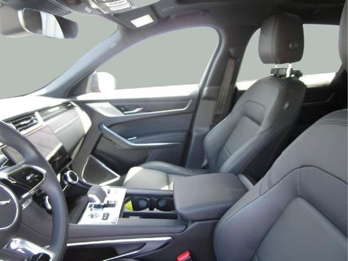 Used 2022 Jaguar F-PACE S AWD/4WD image 10