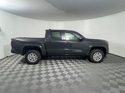 New 2026 Toyota Tacoma SR5 AWD/4WD image 8