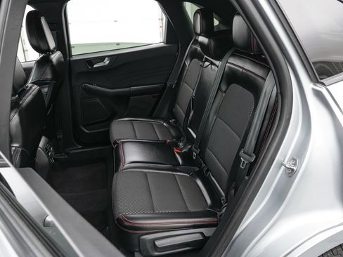 Certified 2024 Ford Escape ST-Line w/ Tech Pack #1 AWD/4WD image 21