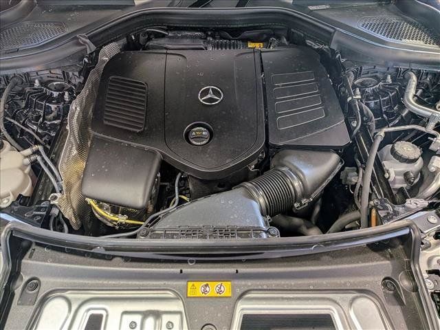 Used 2026 Mercedes-Benz GLC 300 image 22