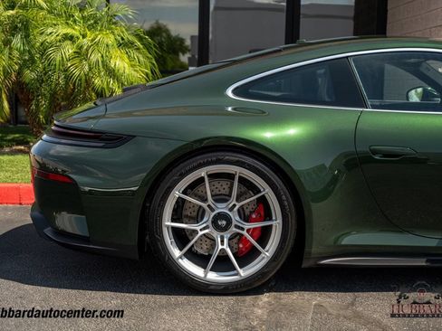 Used 2026 Porsche 911 GT3 RWD image 37