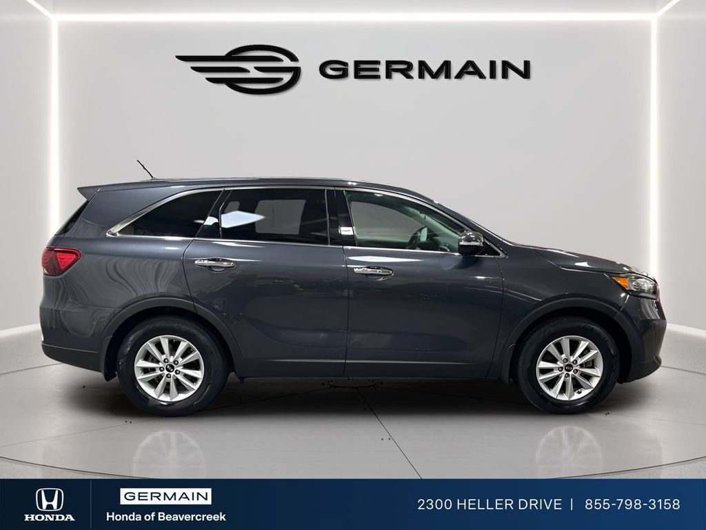 Used 2019 Kia Sorento FWD image 9