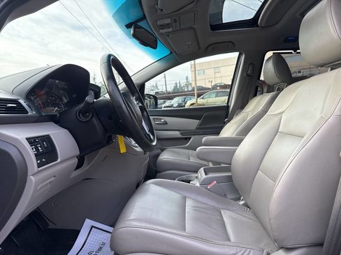 Used 2012 Honda Odyssey Touring Elite image 33