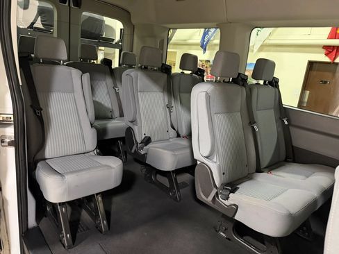 Used 2019 Ford Transit 150 XLT RWD image 30