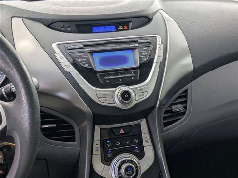 Used 2011 Hyundai Elantra GLS FWD image 13