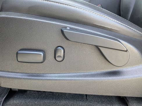 Used 2018 Chevrolet Colorado Z71 w/ Z71 Midnight Edition image 20