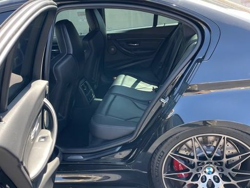 Used 2018 BMW M3 RWD image 17