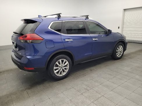 Used 2018 Nissan Rogue SV image 10