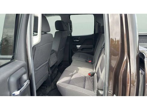 Used 2018 Chevrolet Silverado 1500 LT w/ All Star Edition image 11