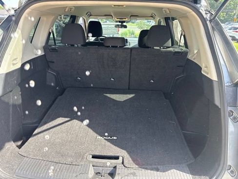 Used 2024 Nissan Rogue S FWD image 26