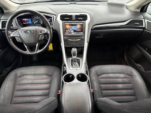 Used 2013 Ford Fusion SE image 12