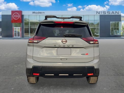 New 2026 Nissan Rogue SV AWD/4WD image 4