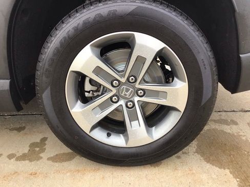 Used 2025 Honda Pilot EX-L image 30