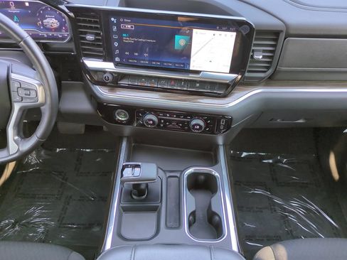 Used 2023 Chevrolet Silverado 1500 RST RWD image 14