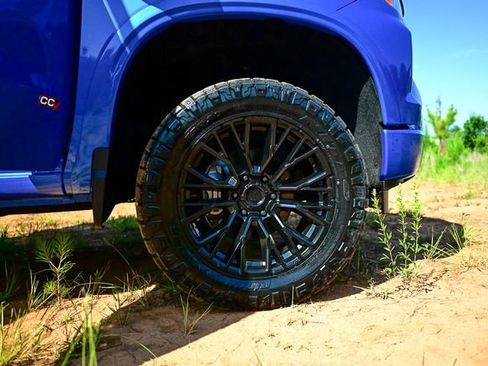 New 2025 Chevrolet Silverado 1500 Custom image 28