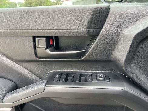 Used 2025 Toyota Tacoma SR5 RWD image 19