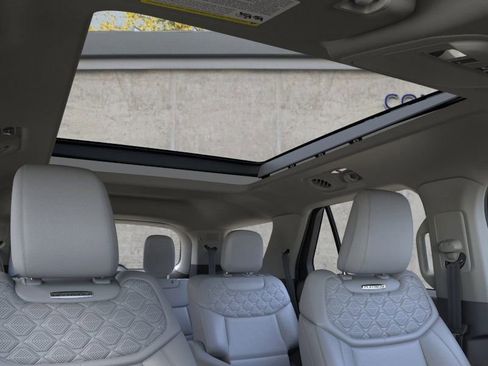 New 2026 Ford Explorer Platinum image 23