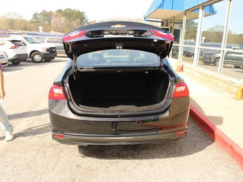 Used 2020 Chevrolet Malibu LS FWD image 14