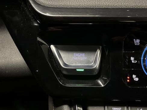 Used 2024 GMC Sierra 3500 AT4 w/ AT4 Premium Plus Package image 24