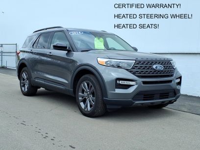 Certified 2024 Ford Explorer XLT w/ Equipment Group 202A