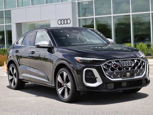 New 2026 Audi SQ5 Prestige AWD/4WD image 2