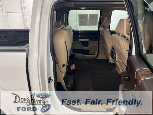 Used 2020 Ford F150 Lariat image 34