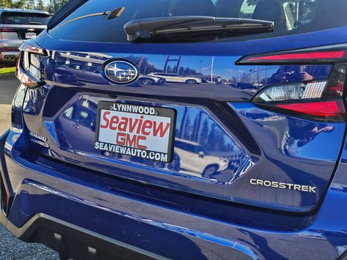 Used 2024 Subaru Crosstrek 2.0i Premium image 13