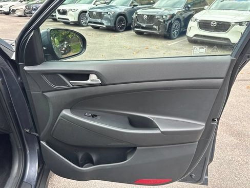 Used 2019 Hyundai Tucson SE AWD/4WD image 66