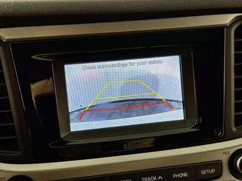 Used 2018 Hyundai Accent SE FWD image 2