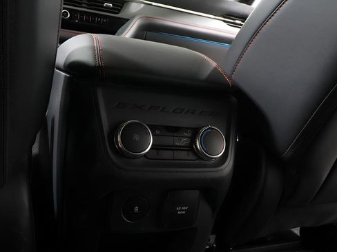 Used 2025 Ford Explorer ST AWD/4WD image 27