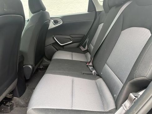 Used 2023 Kia Soul LX FWD image 25