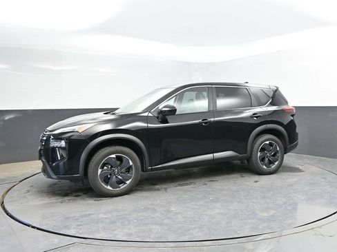 Used 2025 Nissan Rogue SV AWD/4WD image 7