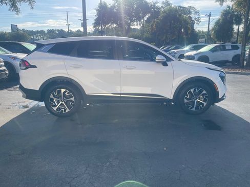 Used 2025 Kia Sportage EX FWD image 7