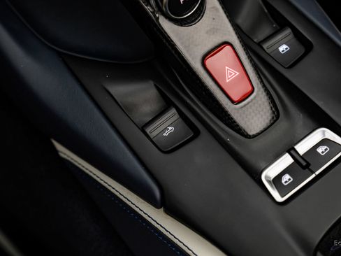 Used 2022 Ferrari 812 GTS RWD image 73
