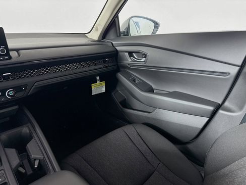 New 2025 Honda Accord SE image 27