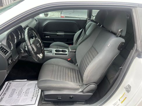 Used 2012 Dodge Challenger R/T RWD image 16