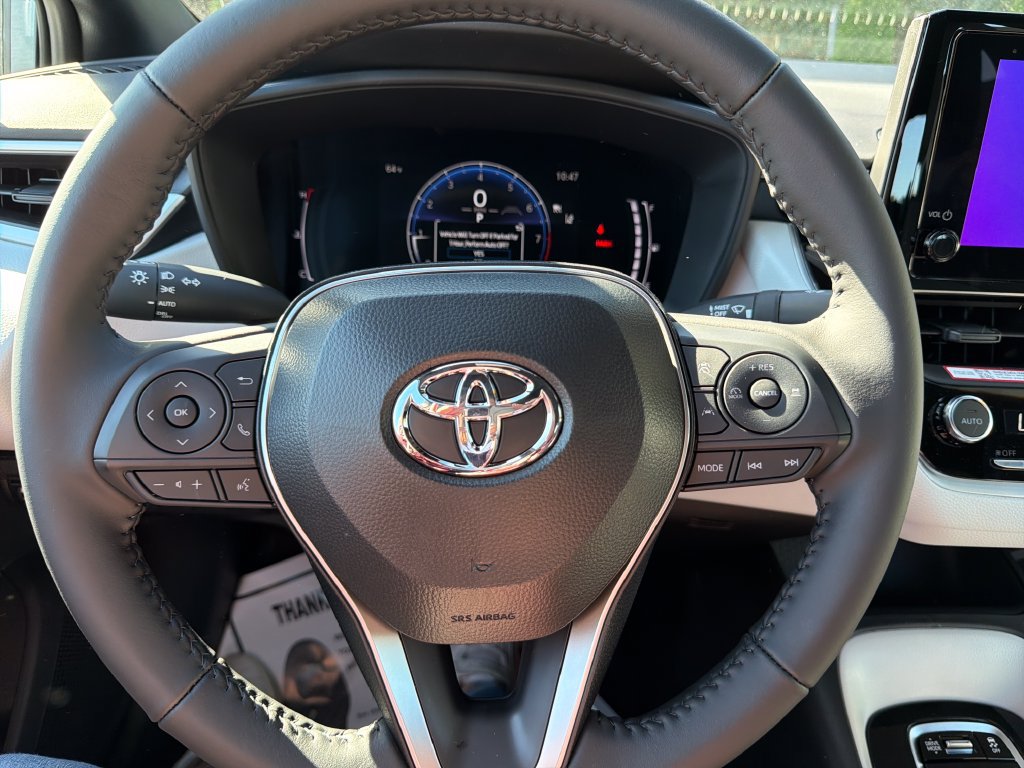 Used 2026 Toyota Corolla SE FWD image 12