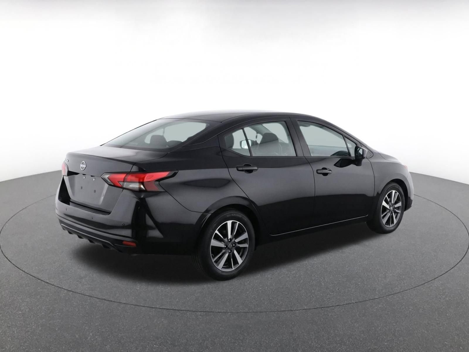 Used 2025 Nissan Versa SV FWD image 8