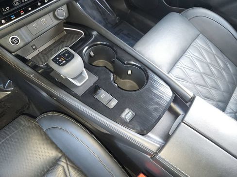 Used 2021 Nissan Rogue Platinum FWD image 25