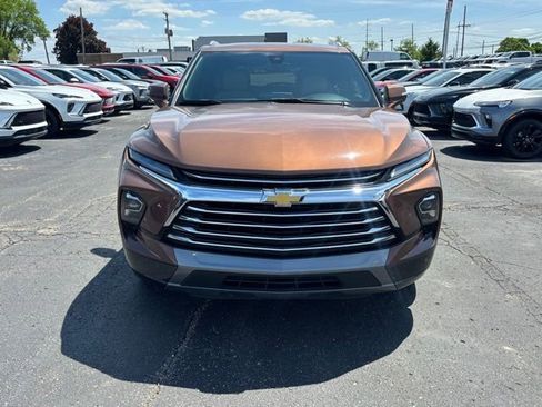 Certified 2024 Chevrolet Blazer Premier FWD image 2