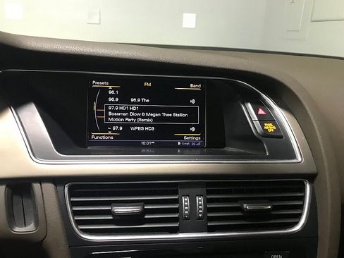 Used 2014 Audi A4 Premium Plus AWD/4WD image 28