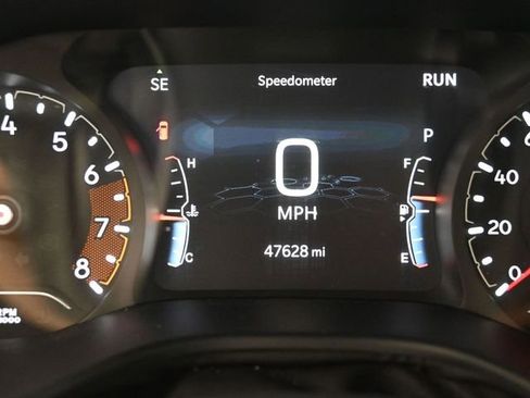 Used 2025 Jeep Compass Limited image 32