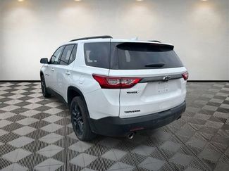 Used 2021 Chevrolet Traverse RS video 2