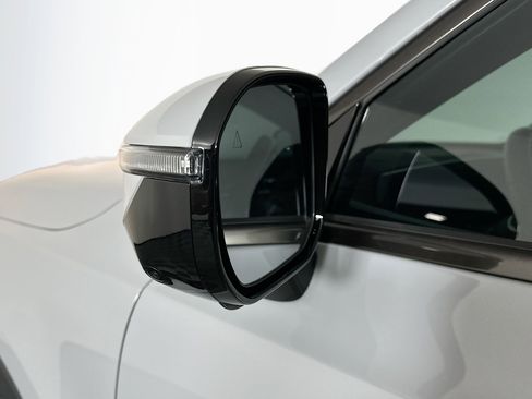 Used 2024 Kia Telluride SX X-Line image 16