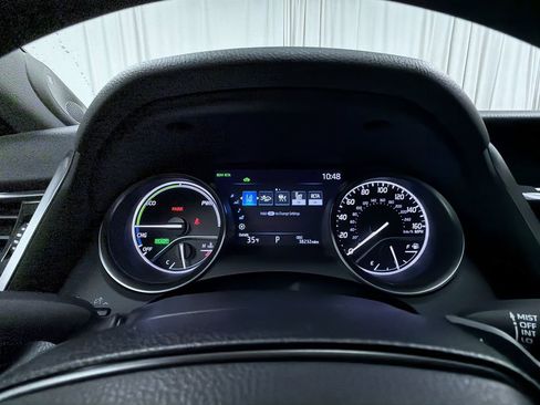 Certified 2022 Toyota Camry XSE w/ Navigation Upgrade Package image 20