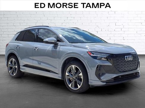 Used 2023 Audi Q4 e-tron Prestige AWD/4WD image 5