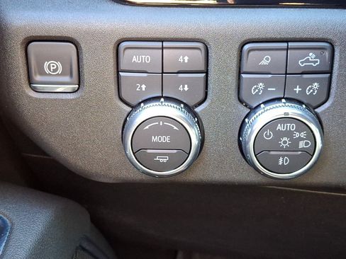Used 2026 GMC Sierra 1500 Elevation w/ Elevation Premium Package AWD/4WD image 25